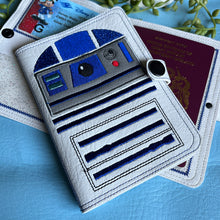 Load image into Gallery viewer, Space Droid R2 Luggage Accessories