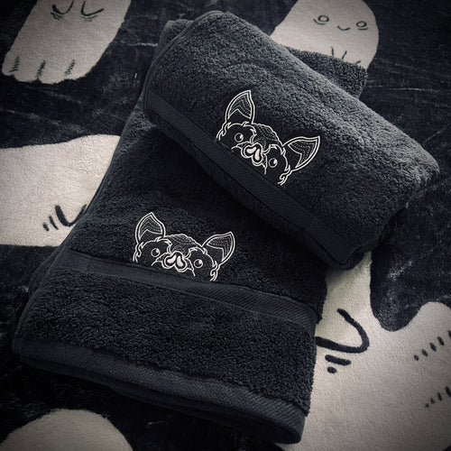 Peekaboo Bat set of 2 towels (2 sizes)