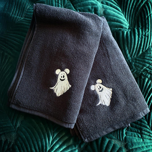 Happiest Ghost Set of 2 towels (2 sizes)