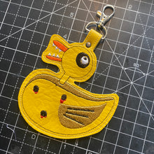 Load image into Gallery viewer, Ducky Vinyl Fob